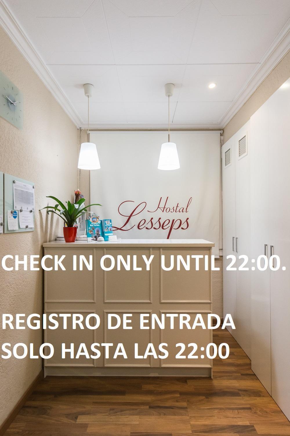 Hostal Lesseps Barcelona Bagian luar foto